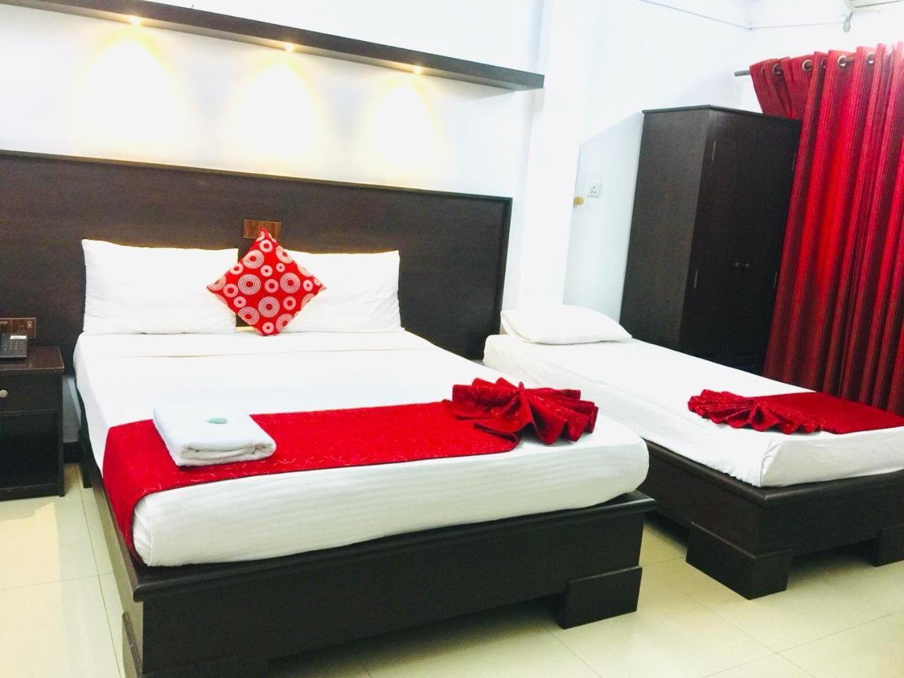 Hotel Nelly Vavuniya Ngoại thất bức ảnh