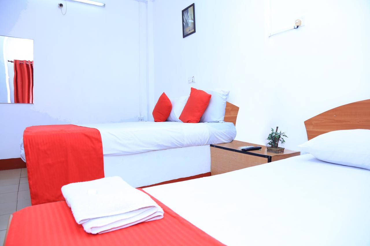 Hotel Nelly Vavuniya Ngoại thất bức ảnh