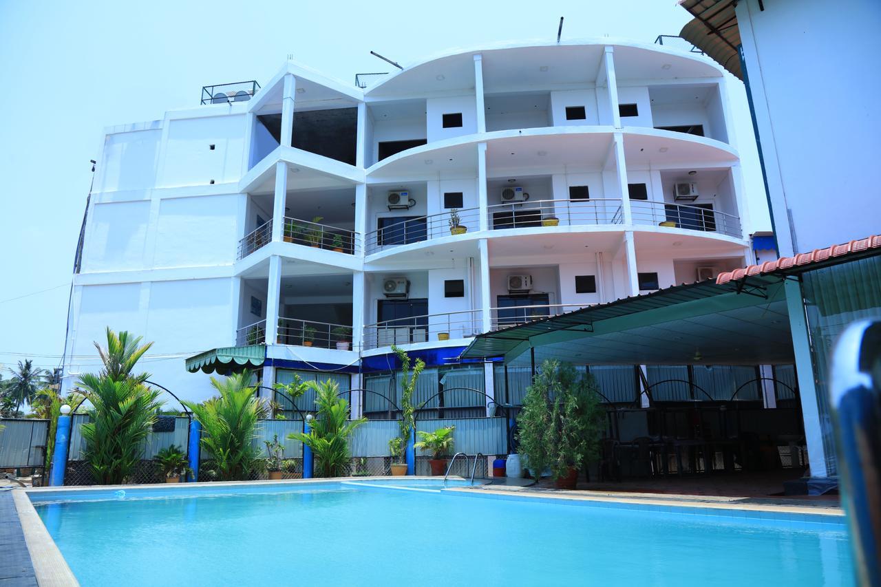 Hotel Nelly Vavuniya Ngoại thất bức ảnh